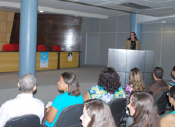 Seminário celebra o Dia Nacional de Enfrentamento à Violência Sexual contra Crianças e Adolescentes
