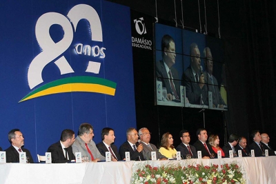 Desembargadores do TJSE recebem homenagens em festa de 80 anos da OAB Sergipe