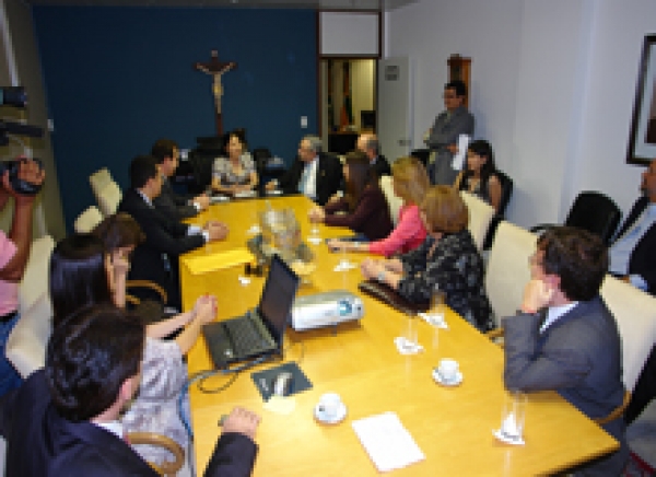 Presidente do Judiciário pernambucano conhece projetos do TJSE