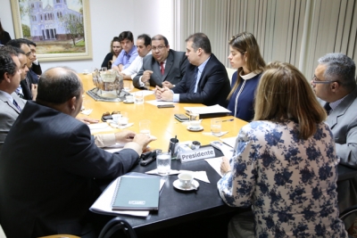 TJSE, OAB, PGE e Sejuc discutem implantação de videoconferência