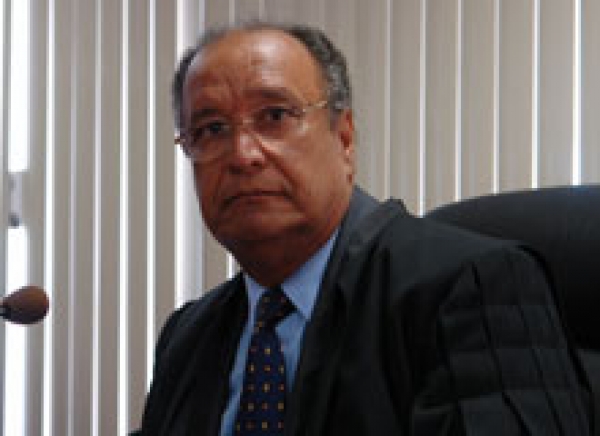 Desembargador Osório Ramos toma posse como membro substituto do TRE/SE