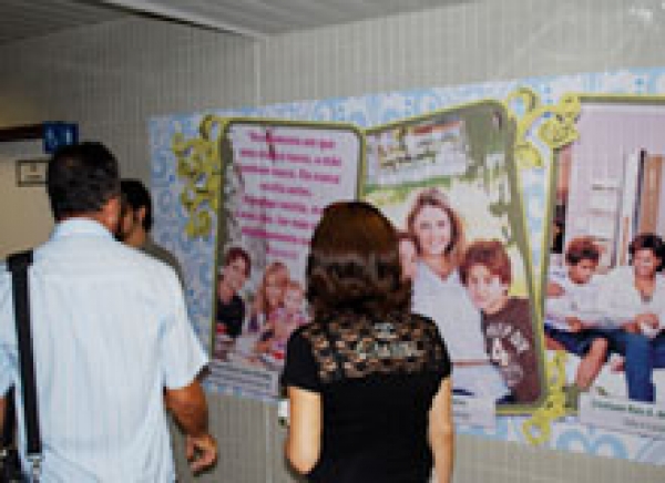 TJSE homenageia mães com exposição fotográfica e site