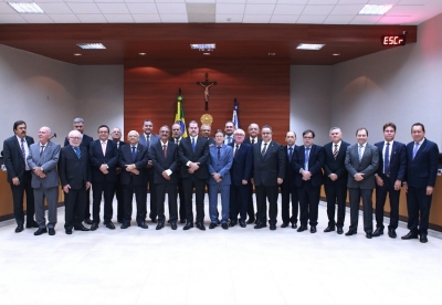 Vice-Presidente do TJSE participa de reunião com Presidente do STF em Cuiabá