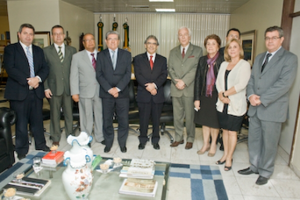 Ministro Carlos Ayres Britto visita TJSE