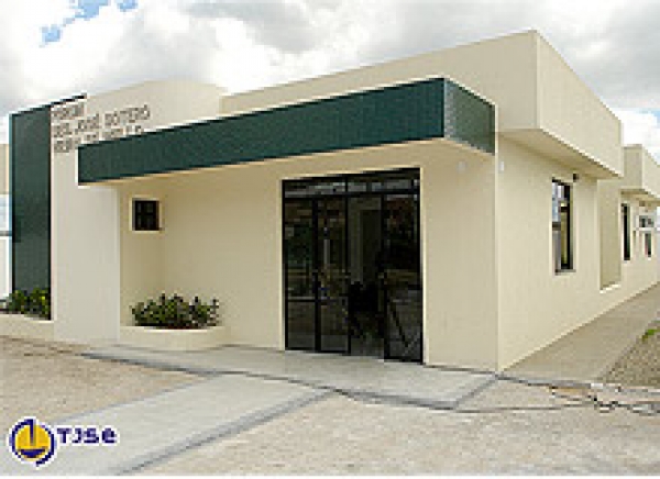 Rosário do Catete tem Fórum novo