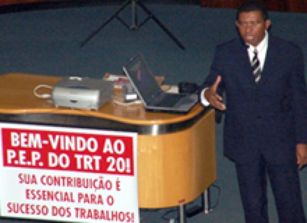 TRT expõe Planejamento Estratégico no TJ/SE
