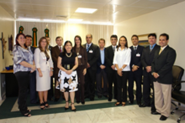 Presidente do TJSE recebe representantes dos Tribunais de Justiça da Paraíba e Bahia