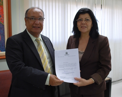 Presidente entrega projeto que cria Gratificação de Interiorização para aprovação na Assembleia Legislativa