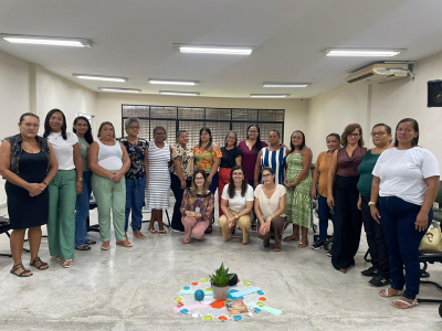 Equipes de unidade de acolhimento em Laranjeiras participam de práticas circulares