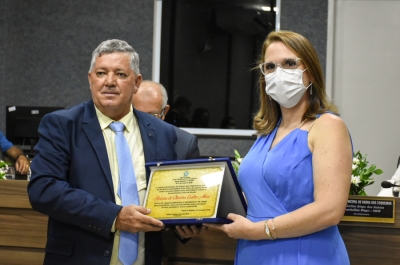 Magistrada Heloísa Castro Alves recebe título de cidadã barra-coqueirense