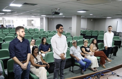 Mais servidores aprovados no concurso público são empossados no TJSE