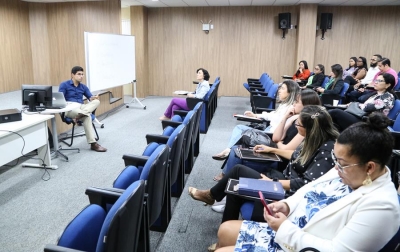 Coordenadoria da Mulher capacita profissionais para atuarem em grupos reflexivos
