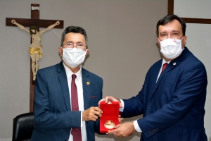 Des. Edson Ulisses recebe visita da diretoria da OAB/SE