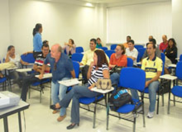 ESAJ capacita Oficiais de Justiça e Executores de Mandados