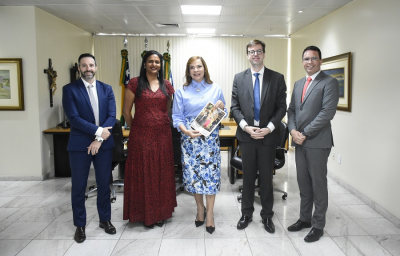 Presidente do TJSE recebe diretoria da Iguá para discutir futuras parcerias