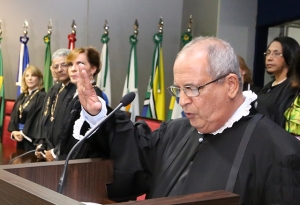 Juiz Alberto Romeu Gouveia Leite toma posse como Desembargador do TJSE