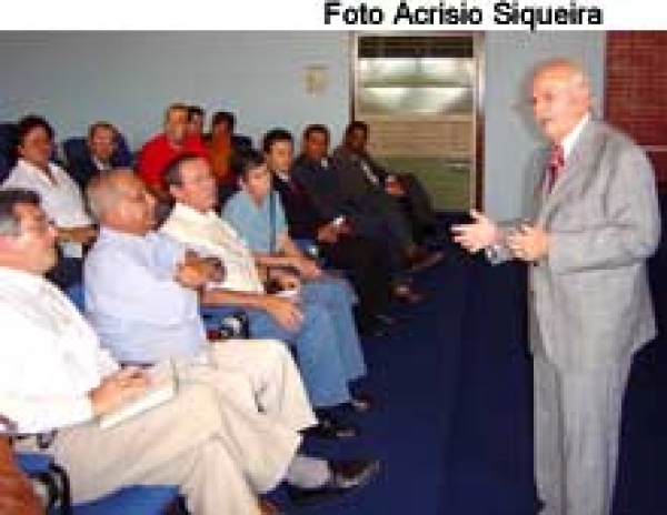 Líderes religiosos e políticos visitam os Fóruns I