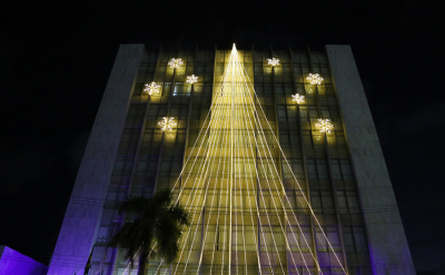 Palácio da Justiça ganha decoração natalina