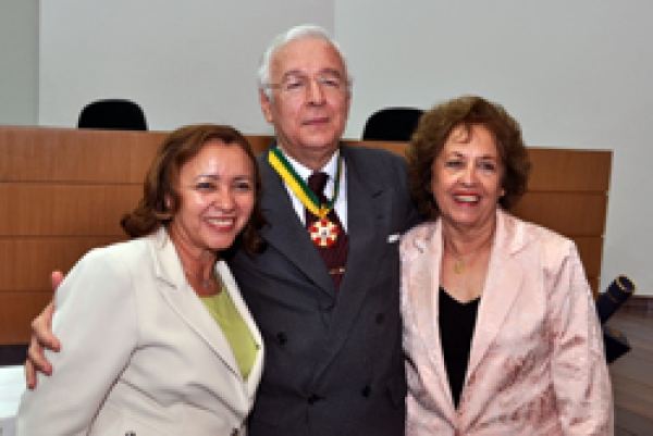 Des. Netônio Machado é agraciado com a Ordem do Mérito Trabalhista