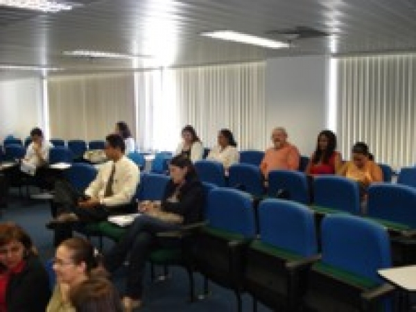Gestores participam de curso no TJ