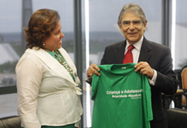 Juízes divulgam em Brasília a campanha “Criança e Adolescente: Prioridade Absoluta”