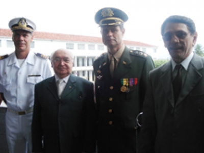 Presidente do TJ prestigia aniversário do Exército Brasileiro