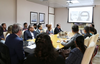 Associação apresenta situação de renais crônicos a magistrados