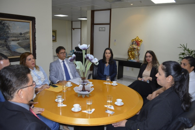 Presidente do TJSE recebe secretária estadual da Fazenda