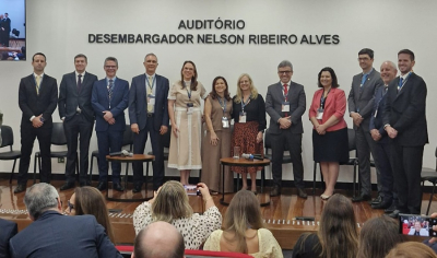 Juíza do TJSE toma posse como 1ª presidente do Fonaveca