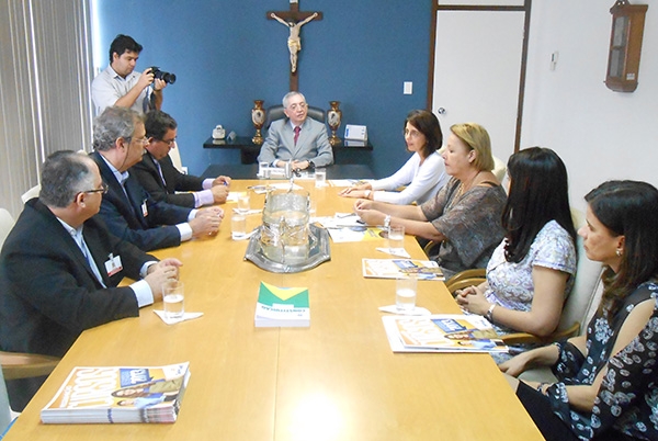 Mulheres vítimas de violência serão encaminhadas para cursos no Senac