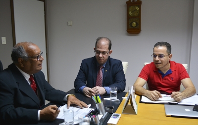 Presidente do TJSE recebe Sindijus para ouvir contrapropostas da categoria