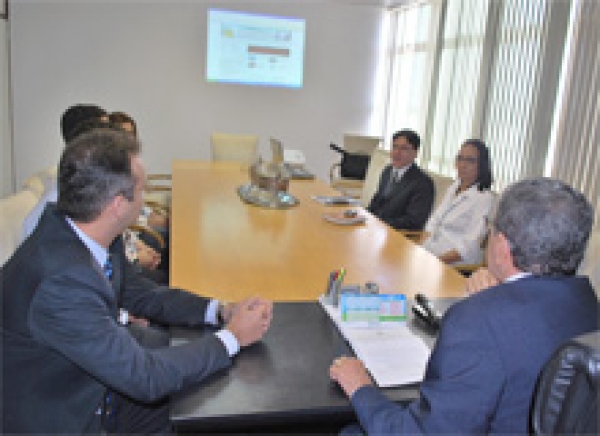 Sistema de Registro Civil de Sergipe é apresentado a representantes do TJPI