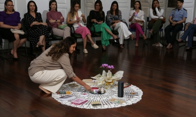 "Café com Mulheres" reforça ações no enfrentamento à violência relativas ao Agosto Lilás