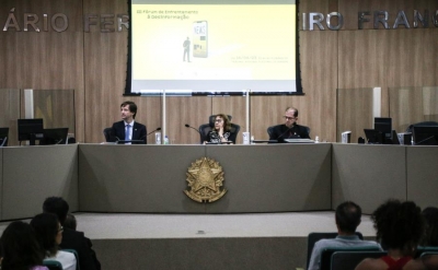 Enfrentamento à desinformação é tema de fórum promovido no TRE com o apoio da Ejuse e Amase