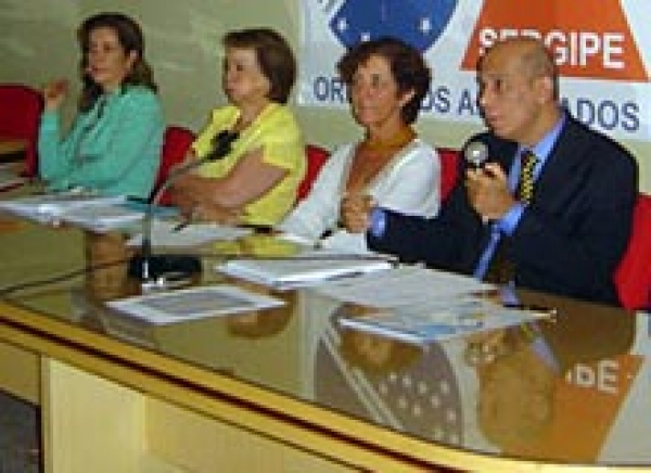 TJ apresenta programas de cidadania à imprensa