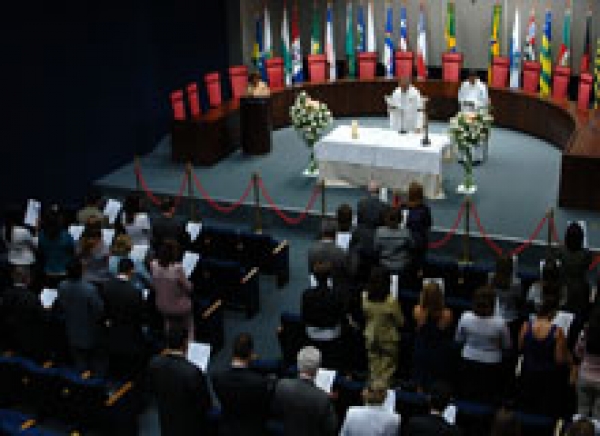 Servidores do TJ celebram a Páscoa