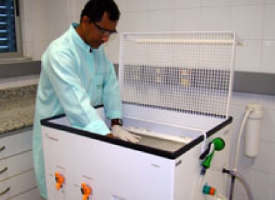 Arquivo Judiciário recebe computadores e máquina de restauro