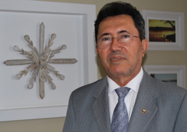 Desembargador Edson Ulisses