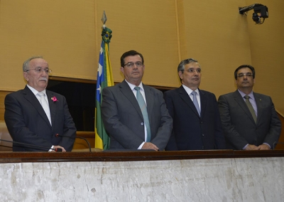 Presidente do TJSE participa de sessão da Assembleia para devolução simbólica de mandatos