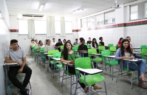 Aplicada prova para estágio de nível médio no Tribunal de Justiça