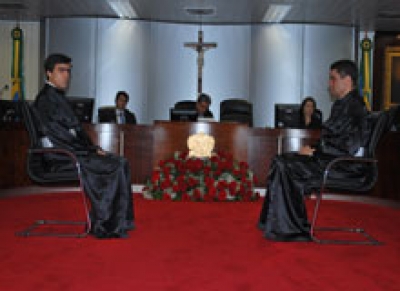 TJSE empossa dois novos Juízes Substitutos