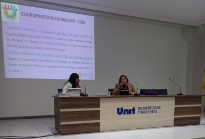 Coordenadoria da Mulher leva informações sobre violência doméstica para diversos públicos