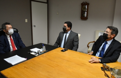 Presidente do TJSE recebe visita institucional do Presidente da Jucese