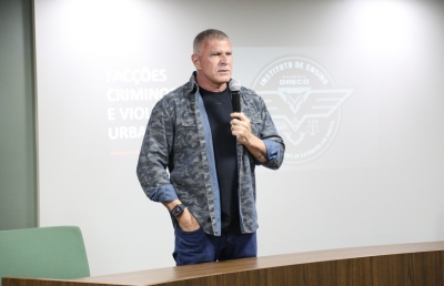 Aula Magna de Rogério Greco marca início de pós-graduação da Ejuse