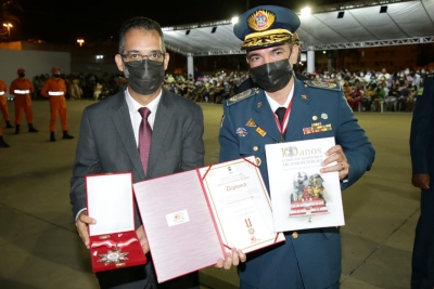 TJSE é condecorado com Medalha do Centenário do Corpo de Bombeiros de Sergipe