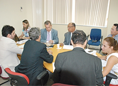 Conselho Administrativo Pedagógico reúne-se na Esmese