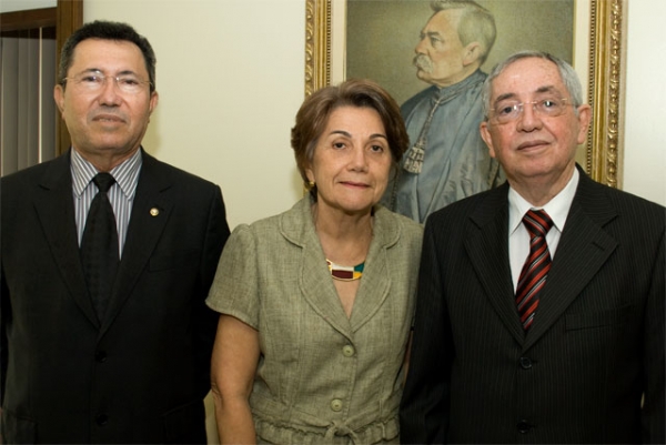 Des. Cláudio Déda é eleito Presidente do TJSE para o biênio 2013-2015