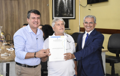 ReguLARize-se: 105 títulos de propriedade são entregues aos beneficiários da Reurb em Estância