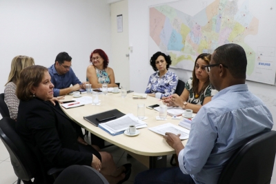 Coordenadora da Mulher apresenta à Semfas projetos de combate à violência contra a mulher