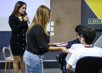 Paz em Casa: Coordenadoria da Mulher lança Projeto Matemática do Amor em escolas de Sergipe